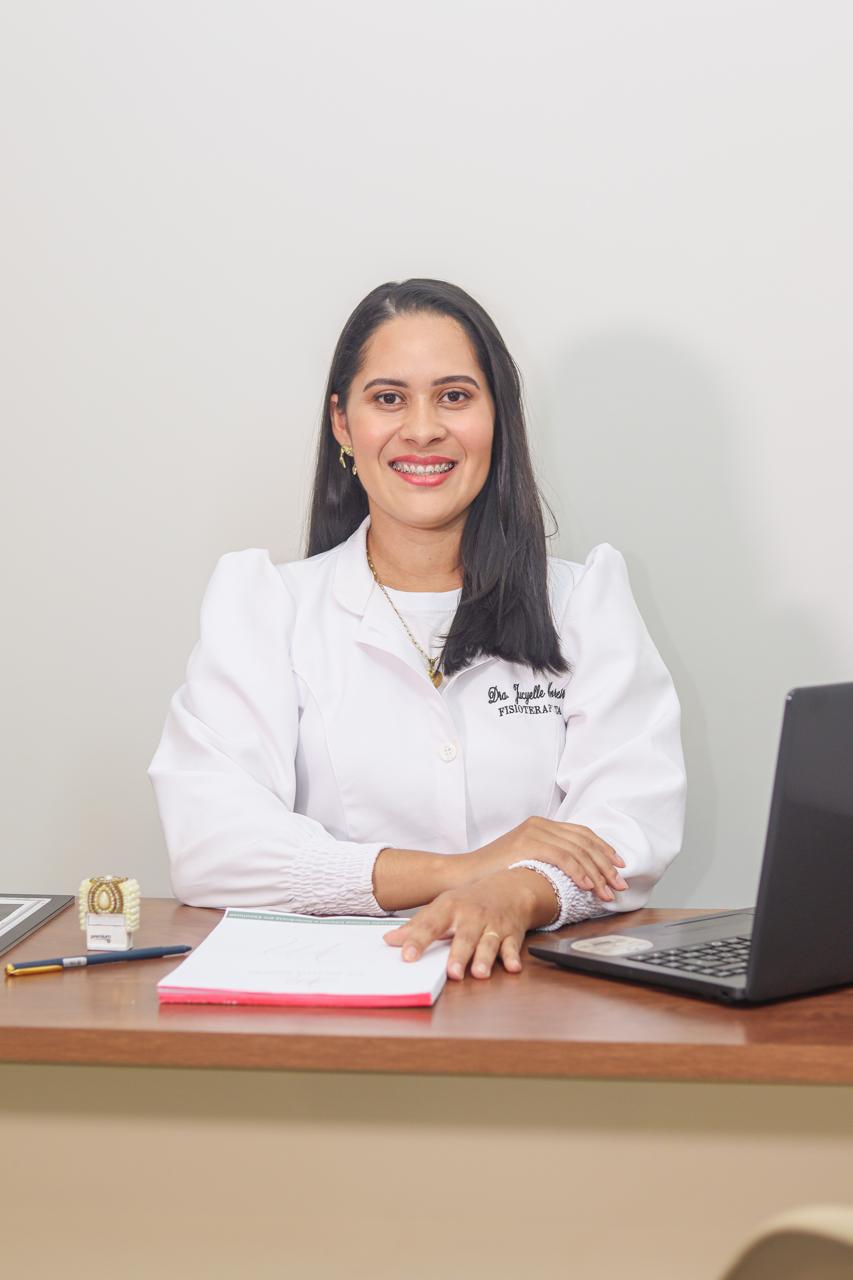 Foto de DRA. JUCYELLE MOREIRA